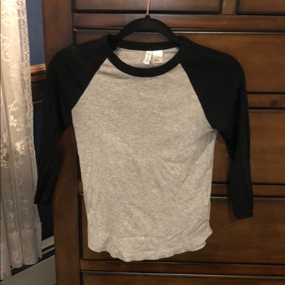 black and grey baseball tee